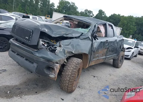 2007 Toyota Tundra Sr5 5.7L V8 z USA, uszkodzony, nr VIN 5TBBV54197S478380